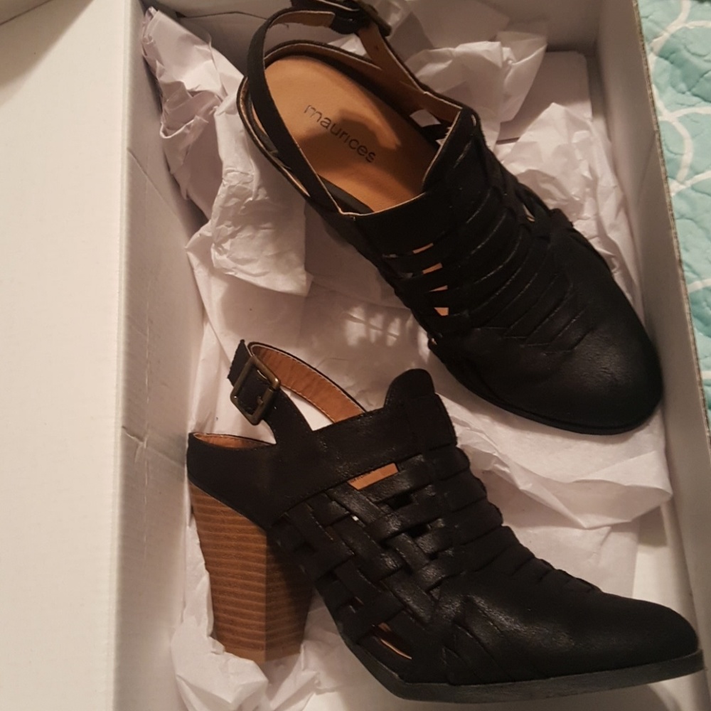 Heeled bootie
